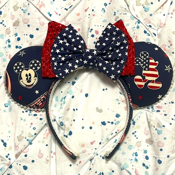 Americana Minnie Mickey Ears - Picture 1 of 2